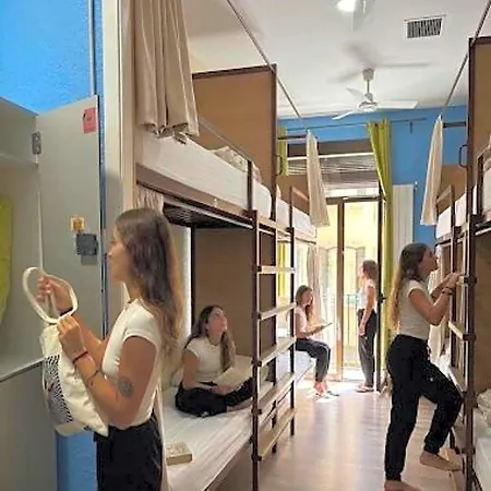 Hostel Itaca *